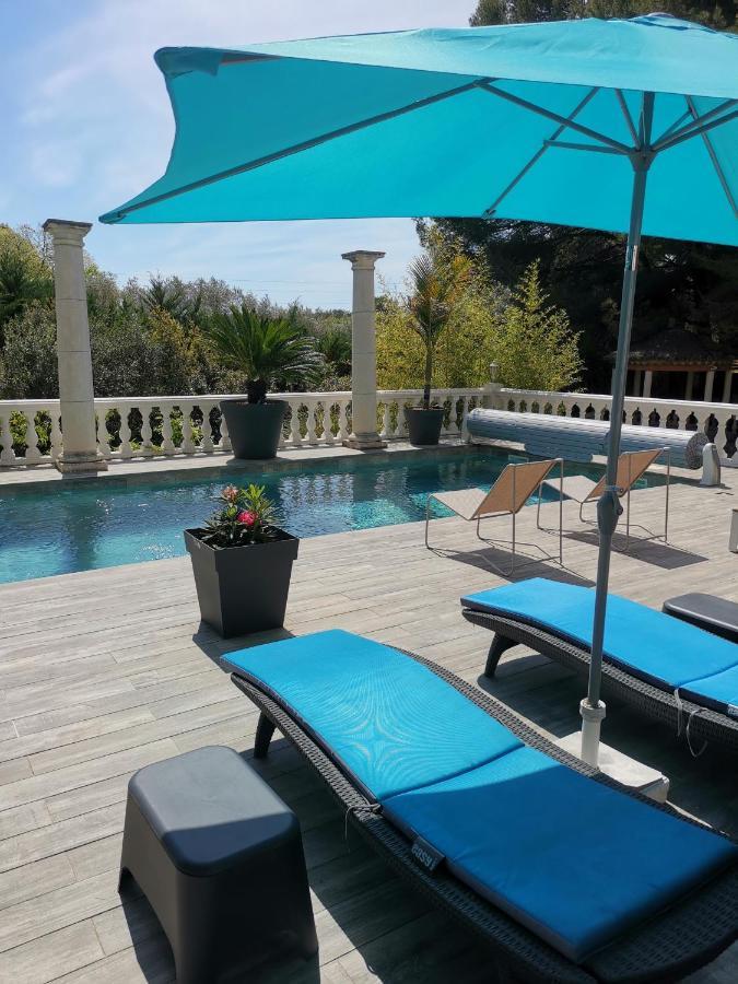 Appartement Pinede Man Yelle ساناري سور مير المظهر الخارجي الصورة