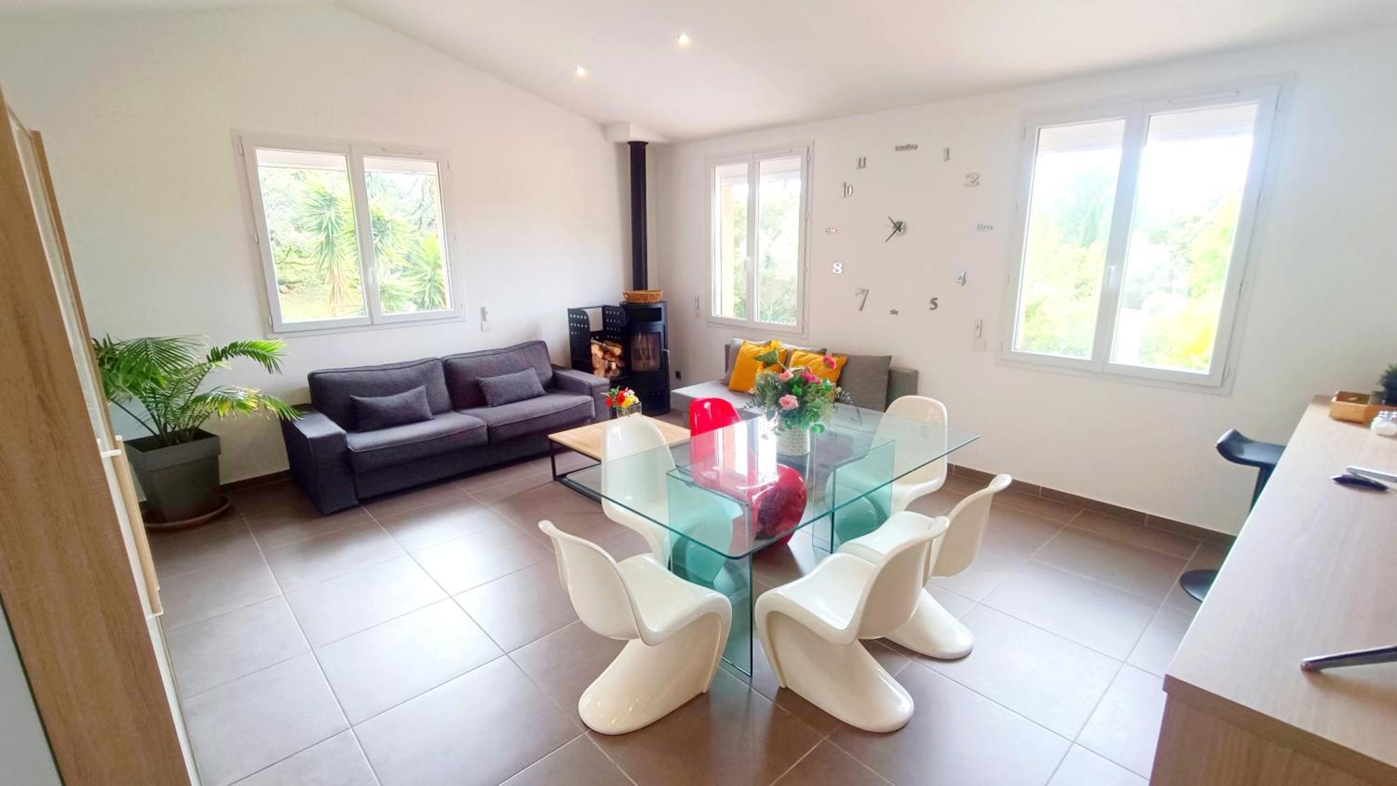 Appartement Pinede Man Yelle ساناري سور مير المظهر الخارجي الصورة