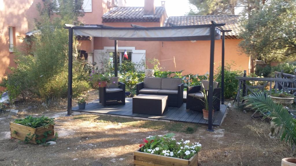 Appartement Pinede Man Yelle ساناري سور مير المظهر الخارجي الصورة